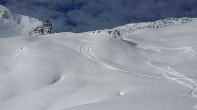 穷乡僻壤Skiiing 滑雪 冬季运动 雪 冬天 阿尔卑斯山 寒冷的
