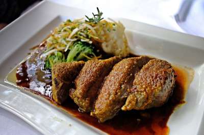 进入 牛 Almochsee 肉 牛肉 一顿饭 在吃午餐 可口