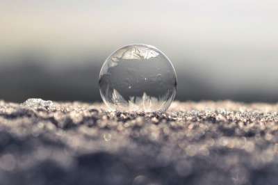 肥皂泡 冻结 冷冻肥皂泡 冬天 冰晶 寒冷的 雪 子弹 霜