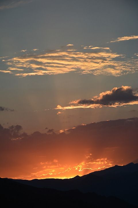 太阳 变得晴朗 环境 和平 日落 看法 天空 自然 云 晚上