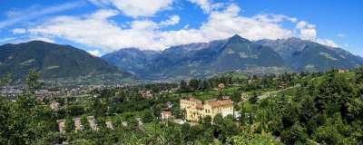 去旅行 景观 山 南蒂罗尔 梅兰 Val Venosta 城堡