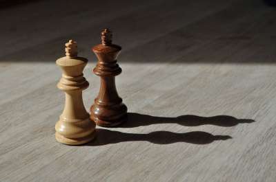 棋 战略 阴影 王 国王 游戏 件 播放 玩耍 棕色的游戏