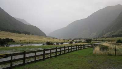 新的 新西兰 岛 绿色 山 旅游 地标 水 风景 假期 户外
