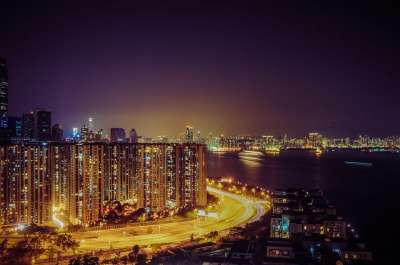 结构 建筑物 城市 城市景观 市中心 晚上 点亮 光 亮条纹