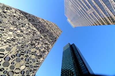 建筑物 高层建筑 办公大楼 摩天大楼 结构 当代建筑 正面 商务区