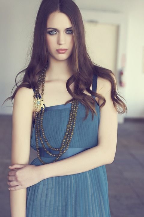 女孩 漂亮 模型 时尚 吸引人的
