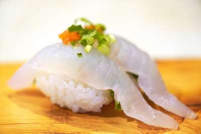 寿司 盘子 日本食品 食物 鱼 海鲜 美食家 比目鱼 美食