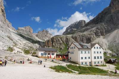山 白云岩 意大利 远足 徒步旅行 Vajolet 玫瑰园 避难所