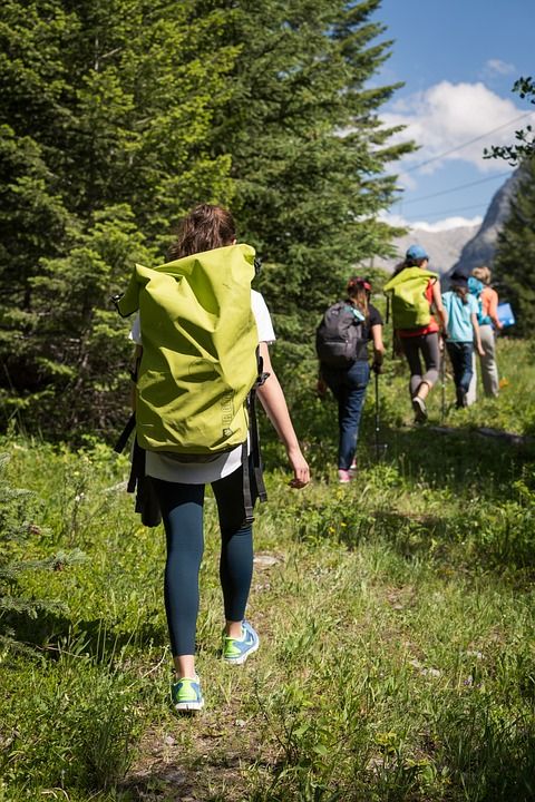 远足 背包 山 冒险 旅行 自然 旅游 生活方式 背包客