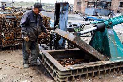 工人 中国人 金属 工作 铸造厂 亚洲人 炉 设备 工厂 机器