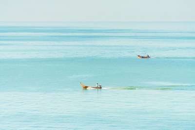 海 船 渔民 水 海洋 天空 蓝色的 自然 景观 钓鱼 血管
