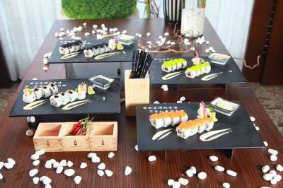 开胃菜 日本人 寿司 新鲜的 亚洲 海鲜 白饭 美食家 一顿饭