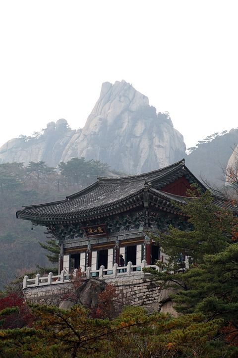 寺 视网膜个月的公司 道峰山 汉城 风光 山 节 景观 大韩民国