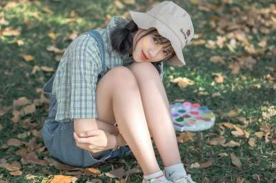 女士 模型 肖像 姿势 风格 时尚 摆姿势 年轻女子 女孩