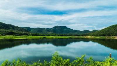景观 山 湖 泰国北部