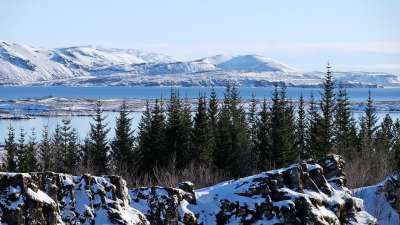 湖 山 辛维利尔国家公园 雪人 丰富多彩的 日出 蓝色的 天空