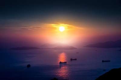 香港 西 端口 天空 太阳 海 夏天 旅行 天际线 云 水