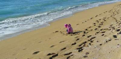 沙滩 孩子 海滩 假期 海 玩 沙 人的 海岸 女孩 海边