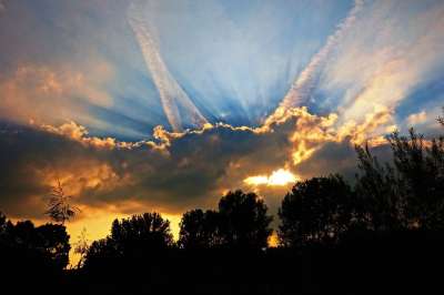 日落 傍晚的天空 黄昏 光线 光 明亮的 黄色 蓝色的 轮廓