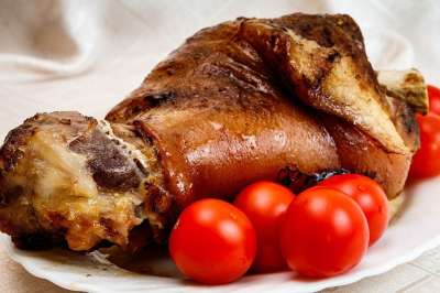 肉 猪肉 烤的 猪脚 猪腿 猪 烤肉 食物 产品 营养 美食