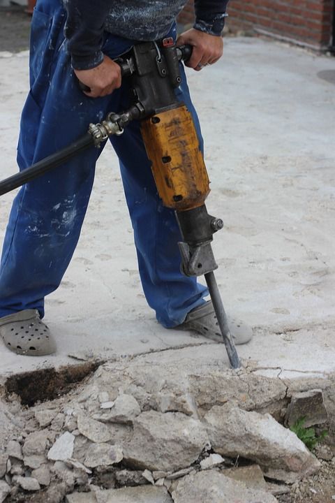 锤钻 工地 喜利得 粉碎 销毁 黄色 功能强大 道路建设 建造