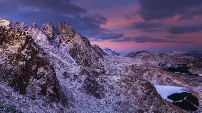 罗弗敦 些现代化的公寓坐落 挪威 风景 山 挪威北部 景观 北