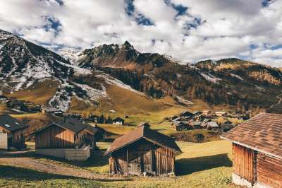 自然 山 瑞士 云 家 景观 旅行 户外的 夏天 看法 冒险