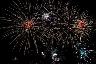 烟花 爆发 火箭 爆炸 节日