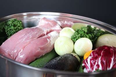 茄子 夏南瓜 洋葱 辣椒 蔬菜 食物 一顿饭 健康 生物 营养